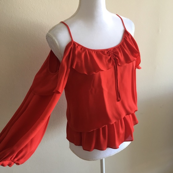 NWOT Zara Off-The-Shoulder Spring Top - Picture 3 of 5